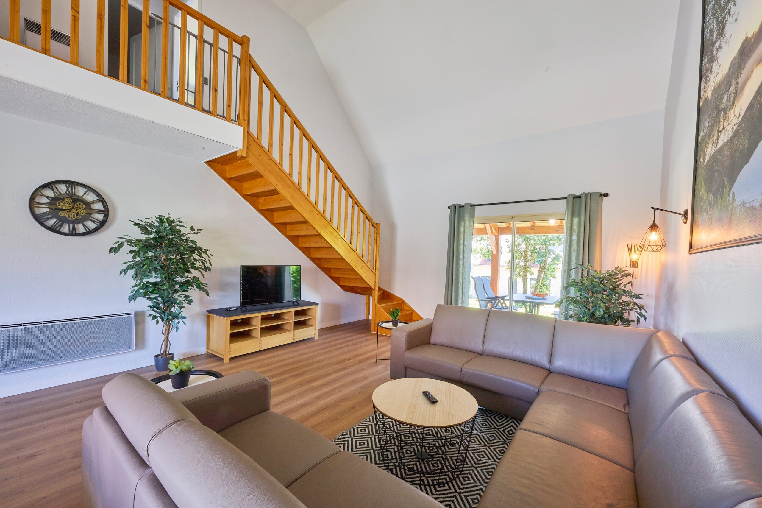 Domaine de Lanzac 37 5 Frankrijk spa jacuzzi Dordogne vakantiepark luxe vakantiehuizen zwembad